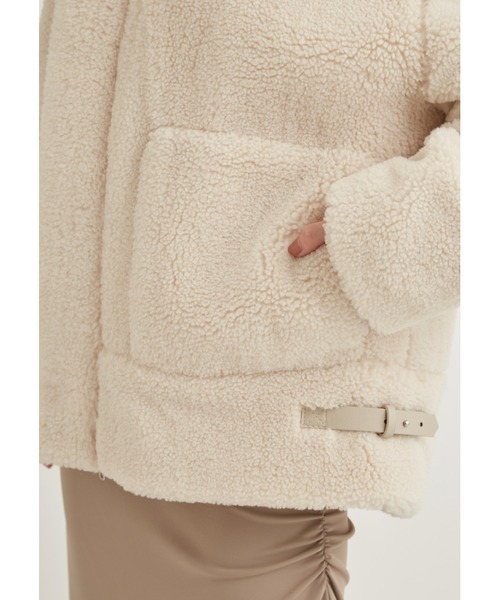 emmi（エミ）の「【emmi atelier】スタンドカラーボアブルゾン（ブルゾン・レディース・チャコールグレー/アイボリー・FREE）」の15枚目の写真