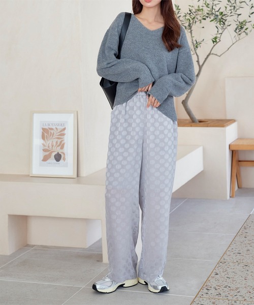 KOBE LETTUCE(コウベレタス)の「楊柳シアードット柄ストレートワイドパンツ(その他パンツ・レディース・ネイビー/ブラック/グレー・M)」の7枚目の写真