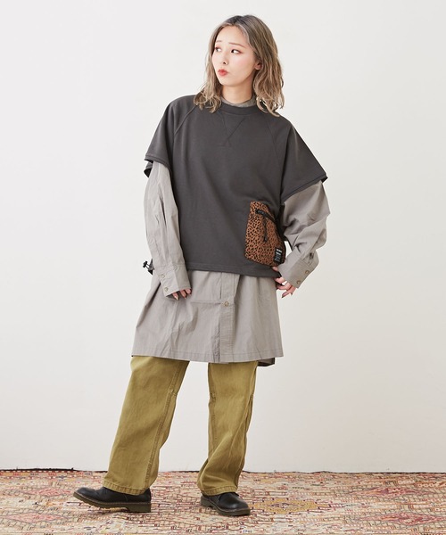 CUBE SUGAR（キューブシュガー）の「GENTIL(ジャンティ)ミニ裏毛スウェットポケットベスト（ベスト・レディース・カーキ/スミクロ/グレイッシュベージュ/オレンジ・M）」の5枚目の写真