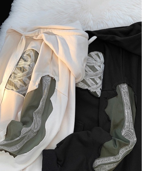 ROOPTOKYO（ループトウキョウ）の「▲BONE DESIGN HOODIE/ボーンデザインフーディ― パーカー（パーカー・メンズ・ホワイト/ブラック・L/XL）」の6枚目の写真