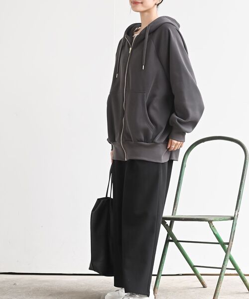 rps（アールピーエス）の「裏起毛ビッグシルエットジップパーカー（パーカー・レディース・ブラック/モカ/アイボリー/チャコールグレー/グレー・フリー）」の16枚目の写真