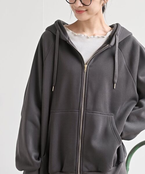 rps（アールピーエス）の「裏起毛ビッグシルエットジップパーカー（パーカー・レディース・ブラック/モカ/アイボリー/チャコールグレー/グレー・フリー）」の17枚目の写真