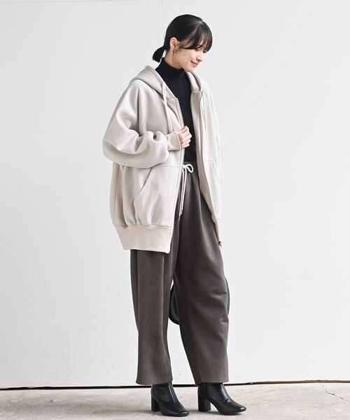 rps（アールピーエス）の「裏起毛ビッグシルエットジップパーカー（パーカー・レディース・ブラック/モカ/アイボリー/チャコールグレー/グレー・フリー）」の10枚目の写真