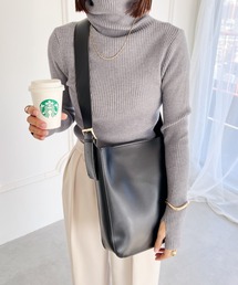 【A4サイズ収納可】ポーチ付きバケツショルダー