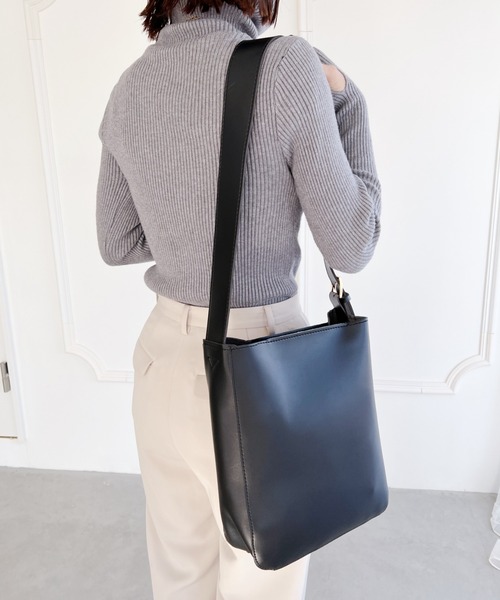 セール】【A4サイズ収納可】ポーチ付きバケツショルダー