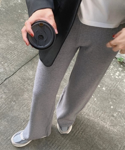 sorule（ソルレ）の「サイドラインニットパンツ（その他パンツ・レディース・グレー/アイボリー/ブラック/チャコールグレー/ベージュ・FREE）」の12枚目の写真
