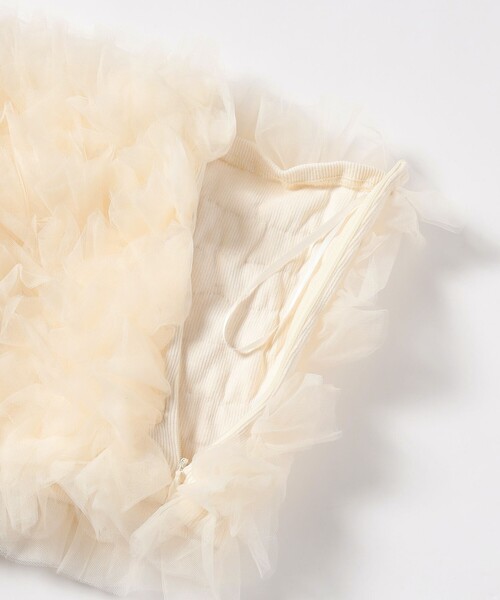 Ray BEAMS（レイビームス）の「sister jane / Ruffle Bandeau（チューブトップ・レディース・クリーム・SMALL）」の17枚目の写真