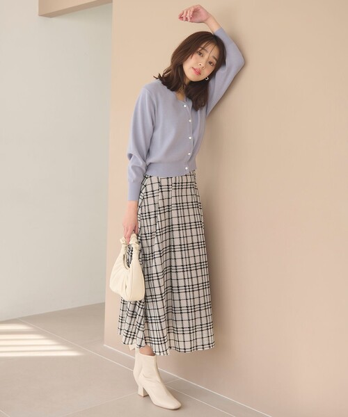 Feroux（フェルゥ）の「【洗える】ビジューボタン2WAY カーディガン（カーディガン/ボレロ・レディース・ライトグリーン系/ネイビー系/ベージュ系/スカイブルー系/ライトグレー系・F）」の7枚目の写真