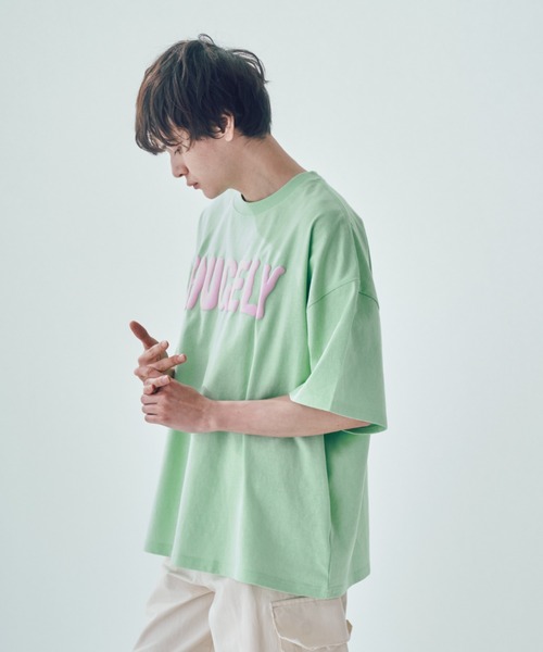 今期美品⭐︎ IN THE MARKET｜プリントカットソー　hughug 今期美品⭐︎ IN THE MARKET｜プリントカットソー hughug T