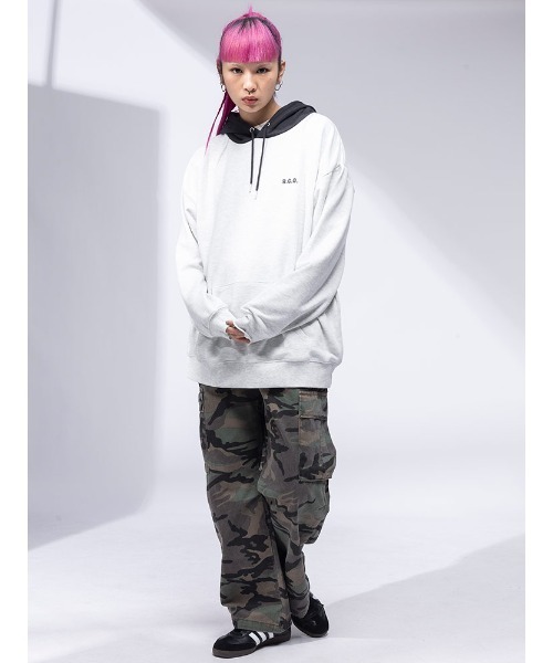 Red Cap Girl（レッドキャプガール）の「Red Cap Girl バックプリント プルオーバー パーカー（パーカー・メンズ・グレー/アイボリー/ダークグレー/ネイビー・M/L/LL）」の7枚目の写真