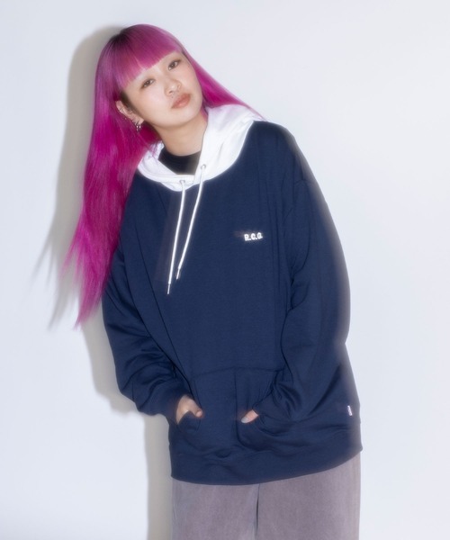 Red Cap Girl（レッドキャプガール）の「Red Cap Girl バックプリント プルオーバー パーカー（パーカー・メンズ・グレー/アイボリー/ダークグレー/ネイビー・M/L/LL）」の16枚目の写真