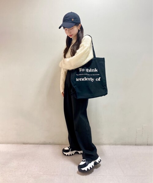 cs T&P(シーエスティーアンドピー)の「厚底凸凹ソールスニーカー(スニーカー・レディース・グレー/ブラック/ベージュ・LL/L/M/S)」の21枚目の写真