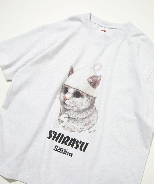 FREAK'S STORE（フリークスストア）の「SAUVENIR/サウベニア SAUVENIR×にぼしら/別注 SAUVENIR SHIRASU ショートスリーブ フロントプリントTシャツ/しらす（Tシャツ/カットソー・メンズ・グレー/ブラック/ホワイト・SMALL/MEDIUM/LARGE）」の7枚目の写真