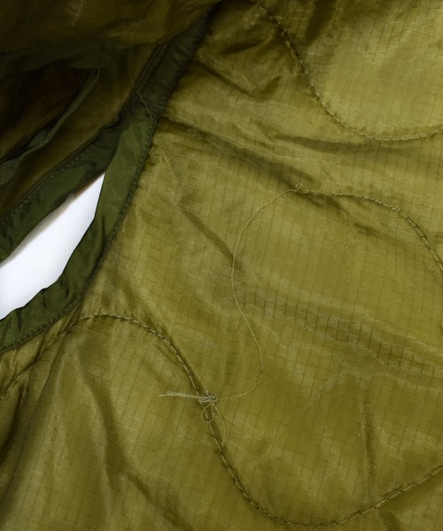VINTAGE（ヴィンテージ）の「【ヴィンテージ古着】70's ミリタリー キルティング ライナージャケット（ミリタリージャケット・メンズ・カーキ・MEDIUM）」の14枚目の写真