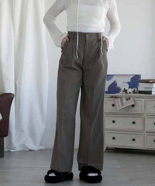 aimoha（アイモハ）の「ハイウエスト　タックワイド（スラックス・レディース・オフホワイト/ブラック/チョコ・SMALL/MEDIUM/LARGE）」の15枚目の写真