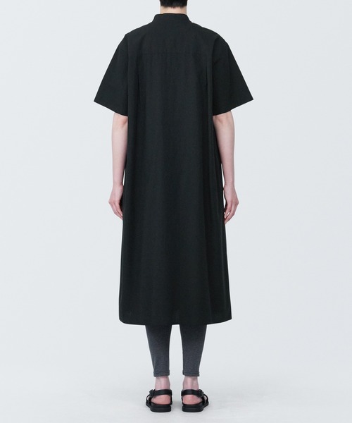 無印良品(ムジルシリョウヒン)の「婦人 涼感 ブロードスタンドカラー半袖ワンピース(ワンピース・レディース・ホワイト/ブルー系9/ブラック・XL/L/M/S/XS)」の13枚目の写真