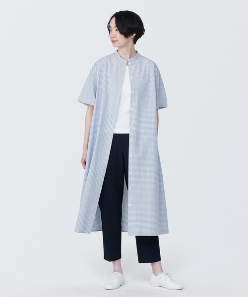 無印良品(ムジルシリョウヒン)の「婦人 涼感 ブロードスタンドカラー半袖ワンピース(ワンピース・レディース・ホワイト/ブルー系9/ブラック・XL/L/M/S/XS)」の18枚目の写真