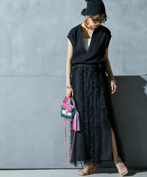 GEVS.（ジェイヴィス）の「 2点セット(チュールオーバースカート+インナータイトスカート) ＜大きいサイズ有＞GEVS.（スカート・レディース・ブラック/アイボリー・M/L/LL/3L/4L/5L）」の4枚目の写真