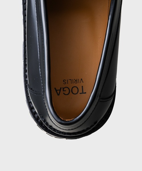 TOGA VIRILIS(トーガ ビリリース)の「LOAFER BLACK POLIDO(ローファー・メンズ・ブラック・41/42)」の13枚目の写真