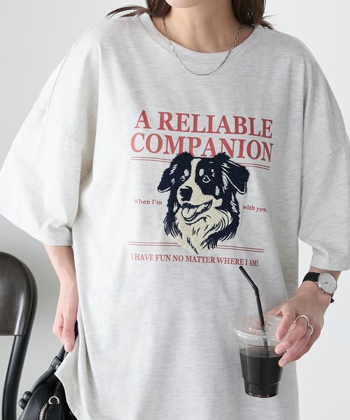 BONLECILL(ボンルシール)の「DOGサガラ刺繍TEE(Tシャツ/カットソー・レディース・ブラック/ネイビー/オフホワイト/オートミール・FREE)」の4枚目の写真