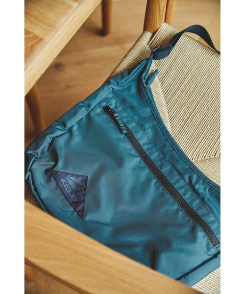 KELTY（ケルティ）の「【別注】＜KELTY＞GLR アーバン ショルダーバッグ（ショルダーバッグ・メンズ・ブラック/ロイヤルブルー/オリーブ・FREE）」の3枚目の写真