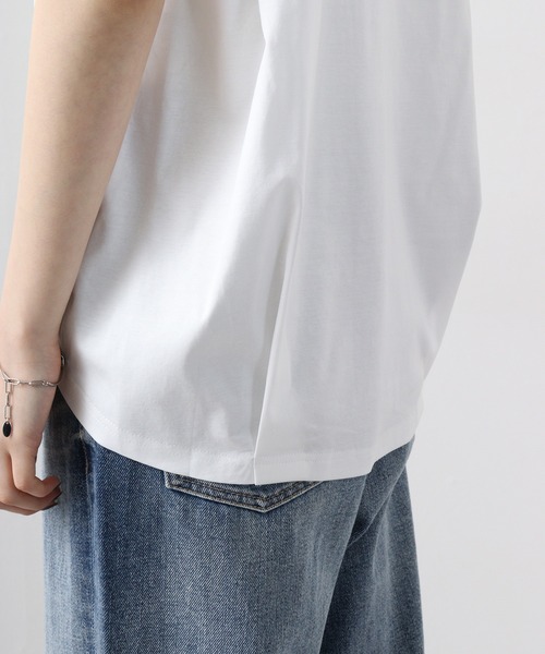 BRODIAEA(ブローディア)の「BRODIAEA バイオシルスムースTシャツ(Tシャツ/カットソー・レディース・オフホワイト/クリアグリーン/ピンク/ネイビー/グレイッシュベージュ・40)」の11枚目の写真