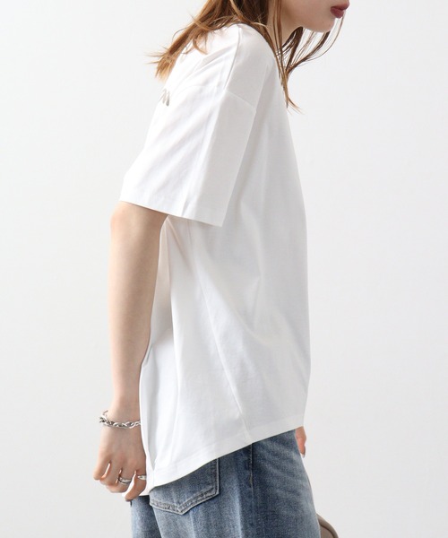 BRODIAEA(ブローディア)の「BRODIAEA バイオシルスムースTシャツ(Tシャツ/カットソー・レディース・オフホワイト/クリアグリーン/ピンク/ネイビー/グレイッシュベージュ・40)」の9枚目の写真