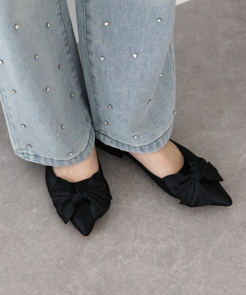 BLUEEAST（ブルーイースト）の「リボン付きバックストラップミュール（パンプス・レディース・シルバー/ブラック・MEDIUM/LARGE）」の22枚目の写真
