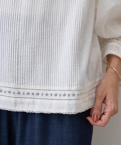 BEARDSLEY（ビアズリー）の「リバーレースヨークブラウス