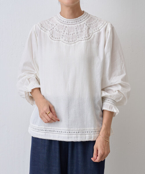 【24SS極美品】BEARDSLEY リバーレースヨークブラウス　ブラック BEARDSLEY（ビアズリー）の「リバーレースヨークブラウス