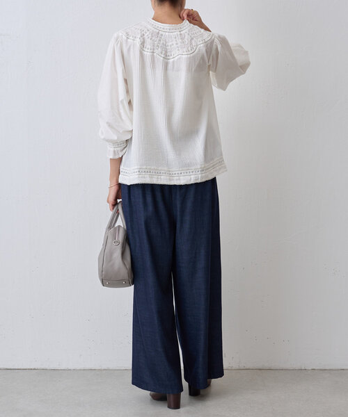 BEARDSLEY（ビアズリー）の「リバーレースヨークブラウス（シャツ