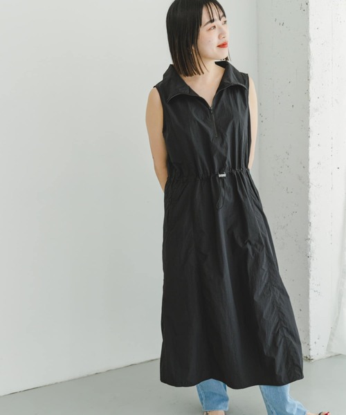 ITEMS URBANRESEARCH(アイテムズ アーバンリサーチ)の「ナイロンハーフジップワンピース(ワンピース・レディース・ブラック/ベージュ・FREE)」の5枚目の写真