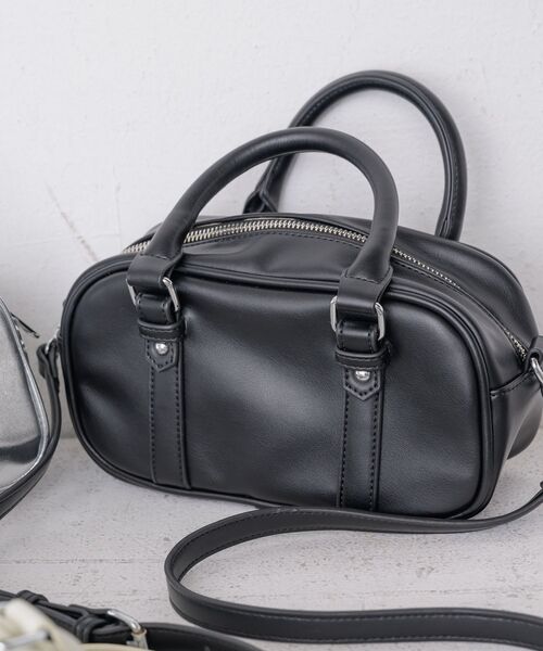 RETRO GIRL（レトロガール）の「スクエアミニボストンBAG（ショルダーバッグ・レディース・シルバー/オフホワイト/ブラック・ONE SIZE）」の17枚目の写真