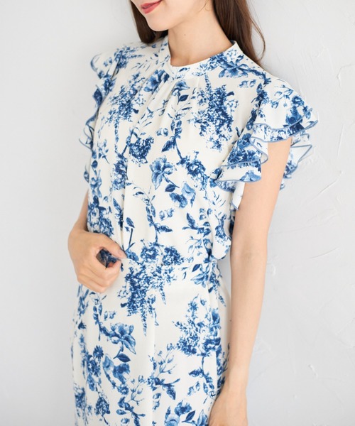 tocco closet(トッコ クローゼット)の「【ZOZO限定】サマーフラワープリントブラウス(シャツ/ブラウス・レディース・オフホワイト/ブルー・M)」の17枚目の写真