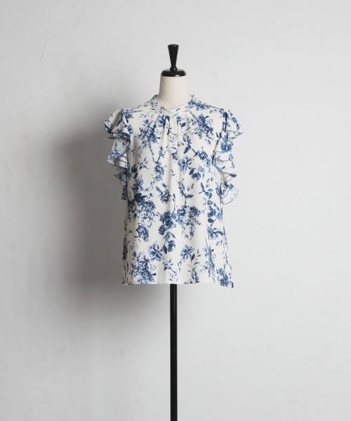 tocco closet(トッコ クローゼット)の「【ZOZO限定】サマーフラワープリントブラウス(シャツ/ブラウス・レディース・オフホワイト/ブルー・M)」の21枚目の写真
