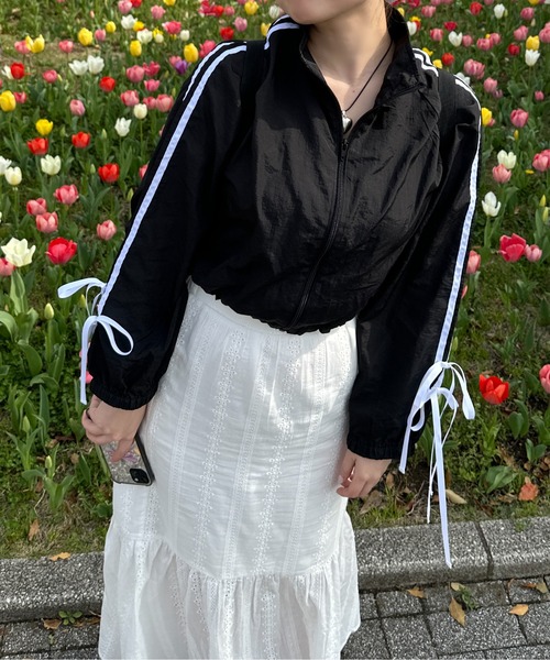 raffime（ラフィミー）の「リボンナイロンブルゾン（ブルゾン・レディース・ブラック・フリー）」の7枚目の写真