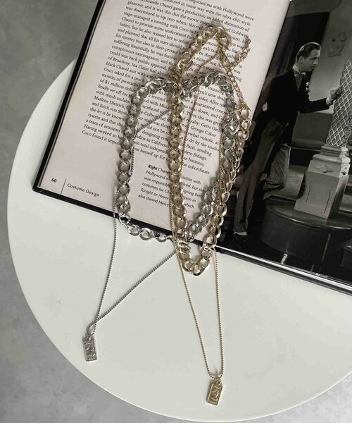 Thevon（ゼボン）の「【heilly/ヘイリー】プレート2連チェーンネックレス（ネックレス・レディース・シルバー/ゴールド/グレー系その他/ピンクゴールド・FREE）」の3枚目の写真