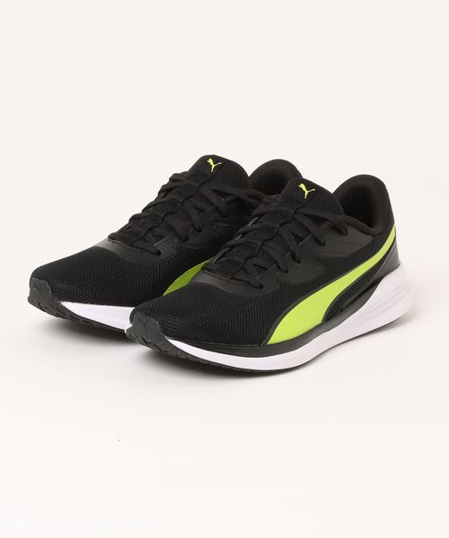PUMA(プーマ)の「PUMA プーマ ユニセックス ナイト ランナー V3 ランニングシューズ(スニーカー・メンズ・ブラック系その他/ブラック×グリーン・22.5cm/23.5cm/24.5cm/25.5cm/26.5cm/27.5cm/26.0cm/27.0cm/28.0cm/29.0cm/22.0cm/28.5cm/29.5cm/30.0cm/23.0cm/24.0cm/25.0cm)」の5枚目の写真