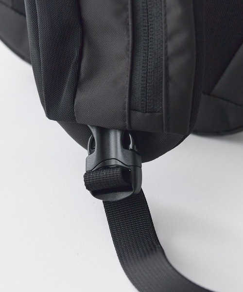 patagonia（パタゴニア）の「Patagonia/パタゴニア ATOM SLING 8L ワンショルダーバッグ（ショルダーバッグ・メンズ・ブラック・FREE）」の5枚目の写真