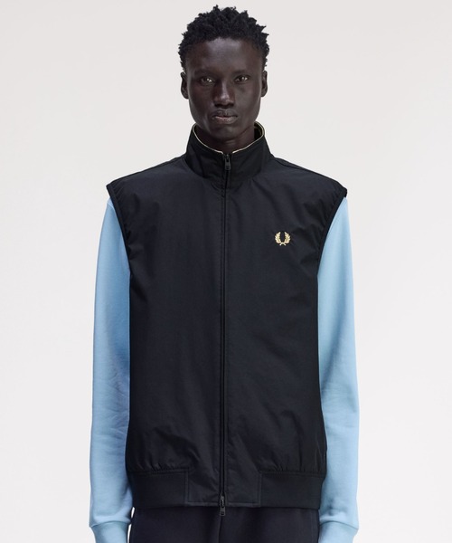 FRED PERRY オリーブグリーン ダウンベスト Lサイズ FRED PERRY オリーブグリーン ダウンベスト Lサイズ 快適