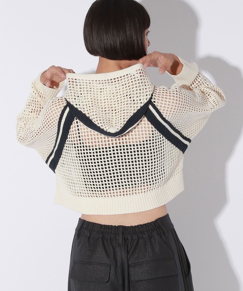 Anui(アニュイ)の「【UNISEX/選べる着丈】メッシュフードZIPパーカー(パーカー・レディース・アイボリー/ブラック・SMALL/MEDIUM)」の6枚目の写真