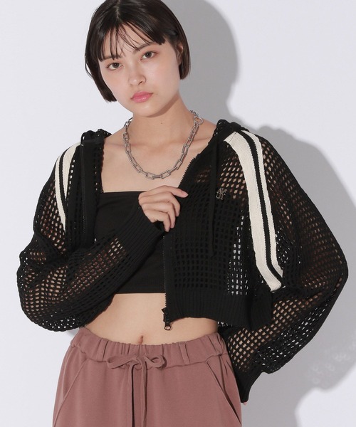 Anui(アニュイ)の「【UNISEX/選べる着丈】メッシュフードZIPパーカー(パーカー・レディース・アイボリー/ブラック・SMALL/MEDIUM)」の15枚目の写真