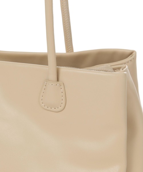 LAKOLE（ラコレ）の「ロングハンドルヨコ型トートバッグ2 / 140068（トートバッグ・レディース・シルバー/ブラック/ベージュ/ブラウン/アイボリー・FREE）」の18枚目の写真
