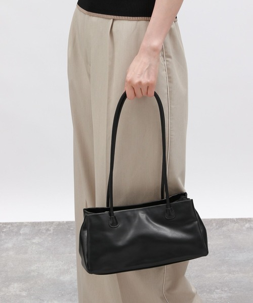 LAKOLE（ラコレ）の「ロングハンドルヨコ型トートバッグ2 / 140068（トートバッグ・レディース・シルバー/ブラック/ベージュ/ブラウン/アイボリー・FREE）」の22枚目の写真