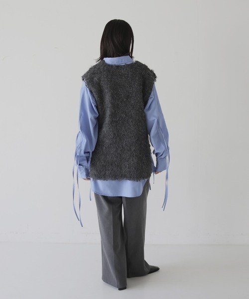 美品✨ AEWENMATOPH C/LラチネVネックベスト リネンkazumi 刺繍Vネック ベスト / 23013351 – LIME.INC ONLINE