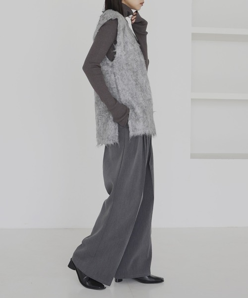 hellam（へラム）の「ミックスシャギーVネックベスト（ベスト・レディース・グリーン/チャコール/アイボリー/グレー・FREE）」の7枚目の写真