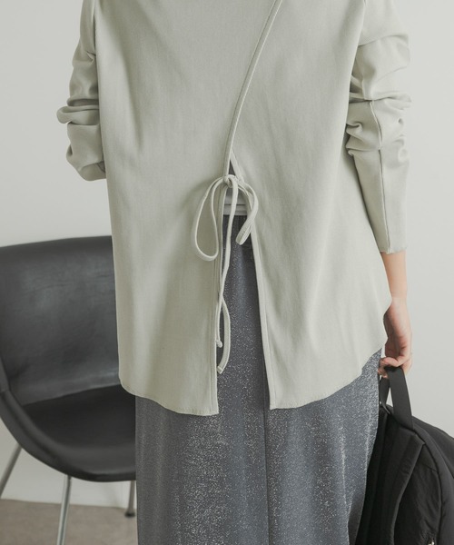 URBAN RESEARCH DOORS（アーバンリサーチドアーズ）の「GIZAコットンバックデザインプルオーバー（Tシャツ/カットソー・レディース・ライトグレー/ライトカーキ/チャコールグレー・MEDIUM）」の11枚目の写真