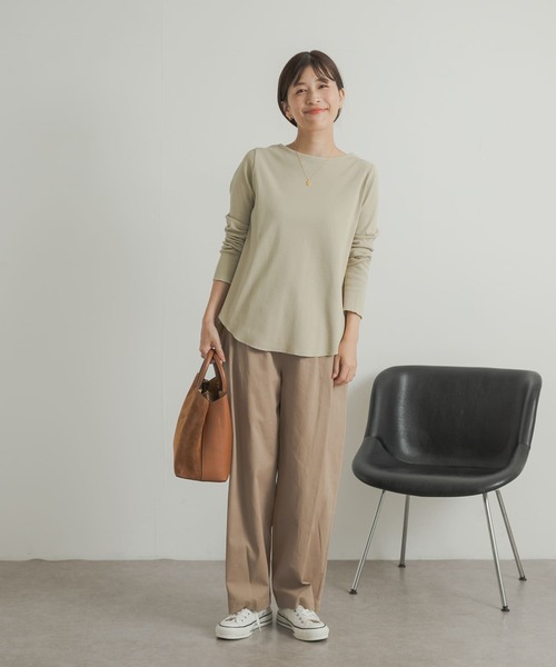 URBAN RESEARCH DOORS（アーバンリサーチドアーズ）の「GIZAコットンバックデザインプルオーバー（Tシャツ/カットソー・レディース・ライトグレー/ライトカーキ/チャコールグレー・MEDIUM）」の22枚目の写真