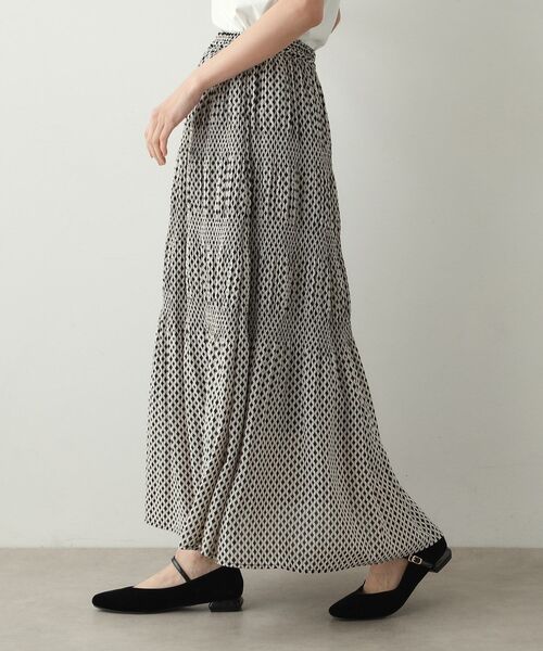 OPAQUE.CLIP(オペークドットクリップ)の「◆マジョリカプリーツフレアスカート【洗濯機洗い可】(スカート・レディース・ブラック系/ブラック/ナチュラル・38/40/42)」の3枚目の写真