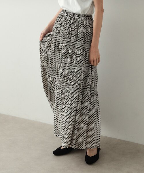 OPAQUE.CLIP(オペークドットクリップ)の「◆マジョリカプリーツフレアスカート【洗濯機洗い可】(スカート・レディース・ブラック系/ブラック/ナチュラル・38/40/42)」の12枚目の写真